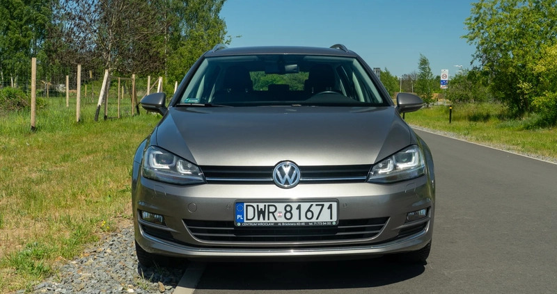 Volkswagen Golf cena 45000 przebieg: 142000, rok produkcji 2014 z Wrocław małe 56